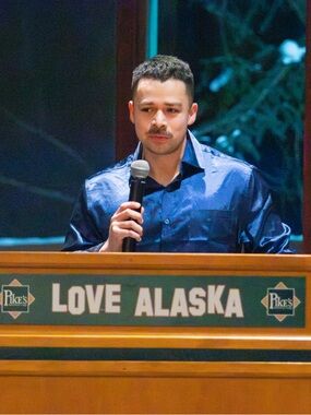 Meet your Posher, Fabian